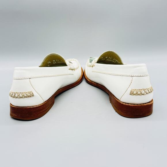 GH Bass & Co Shoes Womens 7.5 White Leather Weejuns Tassel Loafer Flats Pastel - Picture 6 of 11